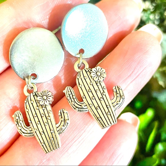 Silver Cactus Earrings - Picture 1 of 4